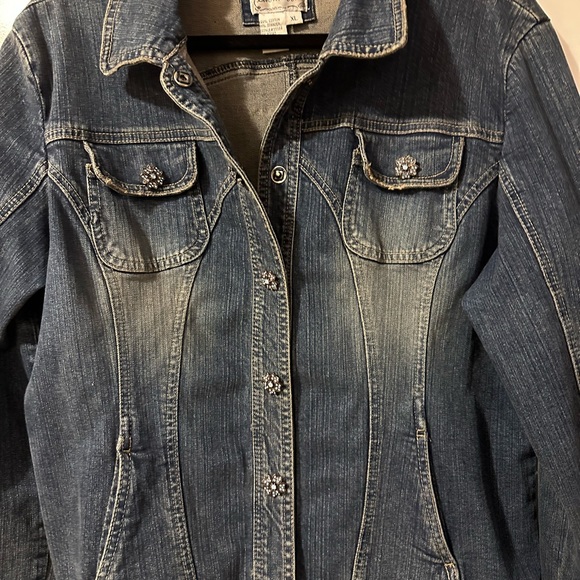Live a Little XL Women’s Jean Jacket - Picture 4 of 12